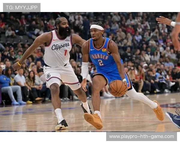 哈登夜长51分钟拼命，快船体能管理成焦点话题