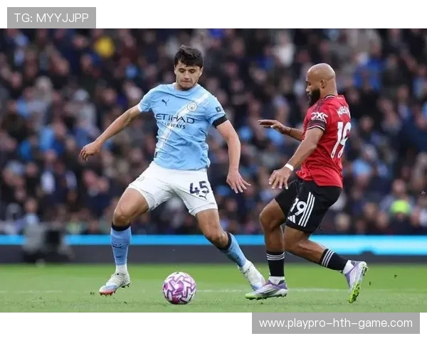 曼城若能在策略上有所创新，仍有机会翻盘