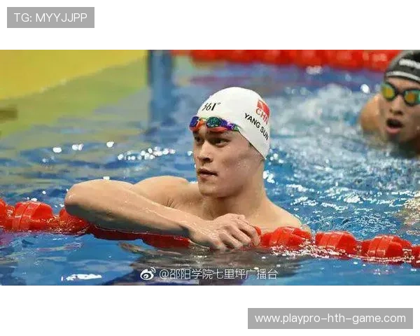 游泳奇迹：眼镜掉落，冠军依旧——一段令人动容的赛场故事