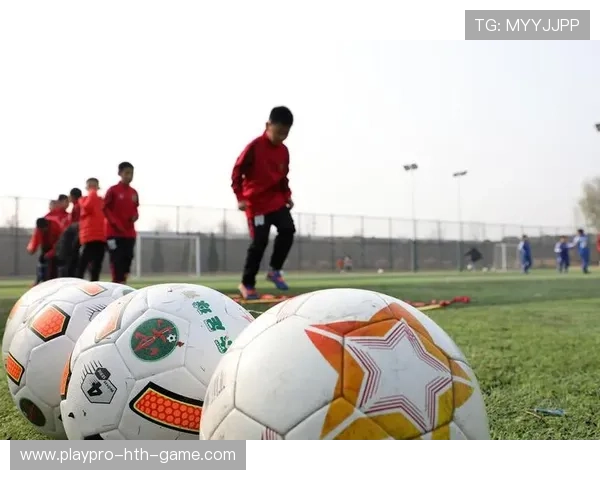 青训是否关注球员比赛压力管理与情绪调节，球队青训